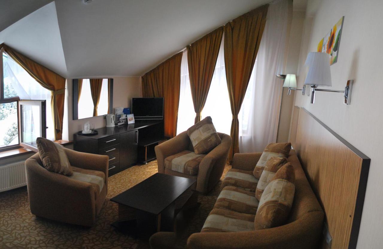 Kapriz Karakol Hotel Bilik gambar