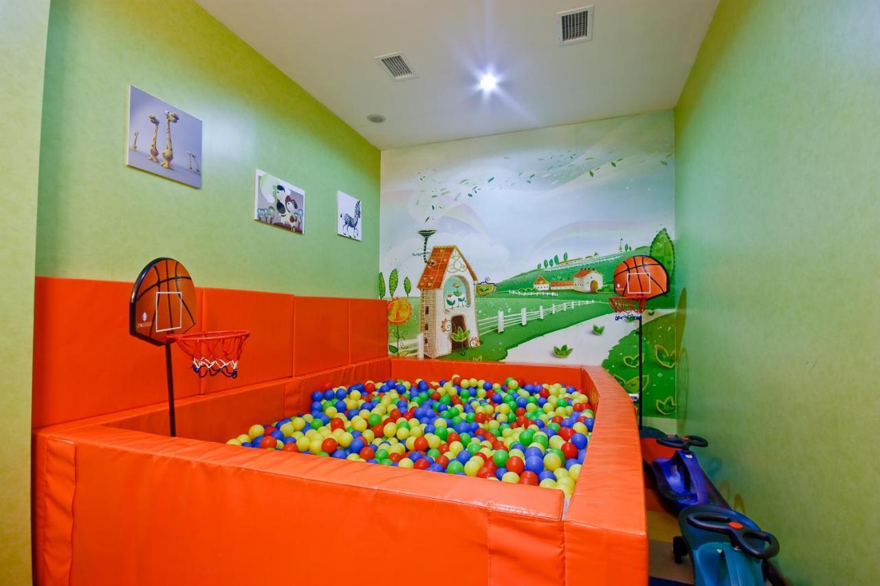 Kapriz Karakol Hotel Luaran gambar