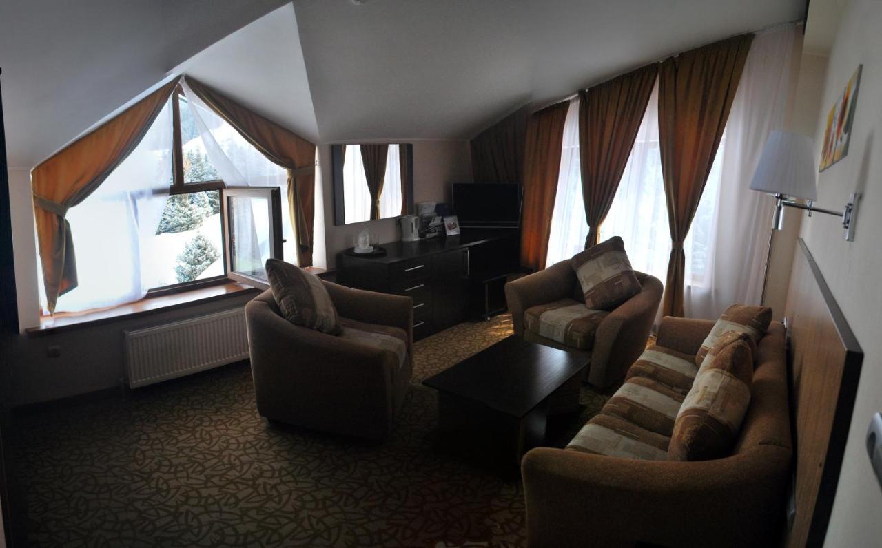 Kapriz Karakol Hotel Bilik gambar