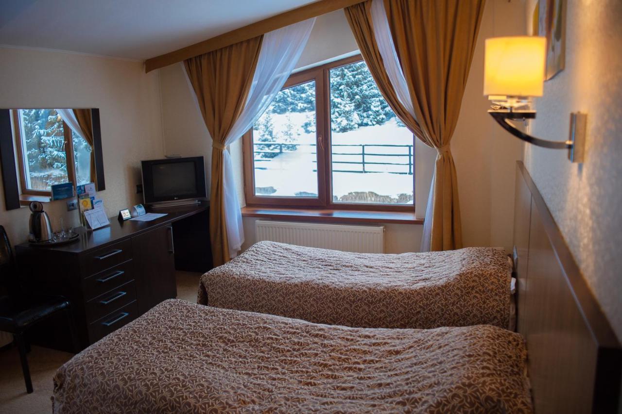 Kapriz Karakol Hotel Luaran gambar