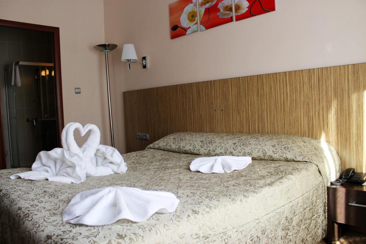 Kapriz Karakol Hotel Luaran gambar