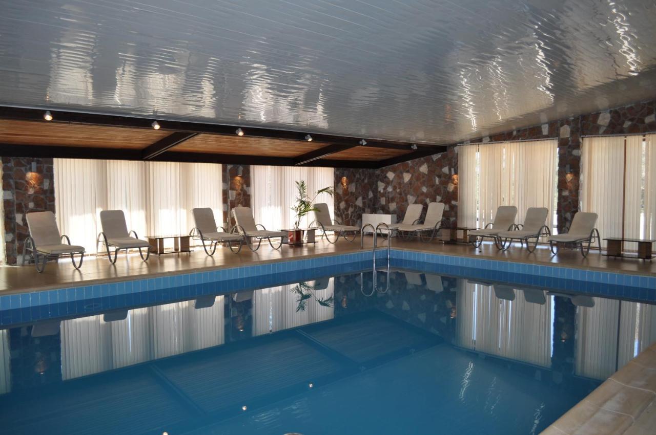 Kapriz Karakol Hotel Luaran gambar