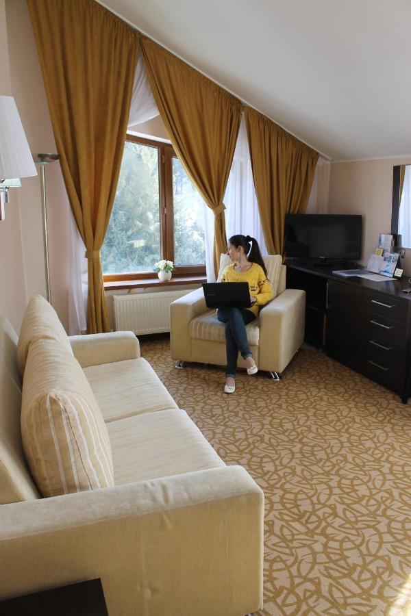 Kapriz Karakol Hotel Luaran gambar