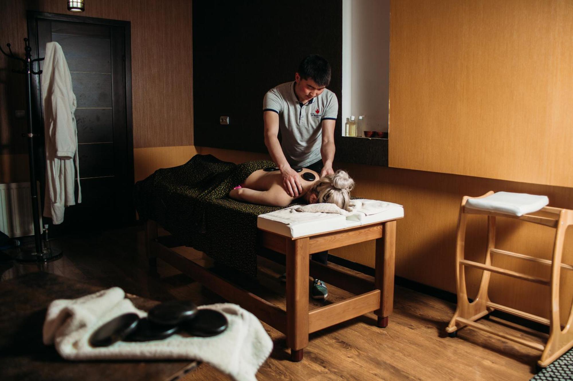 Kapriz Karakol Hotel Luaran gambar